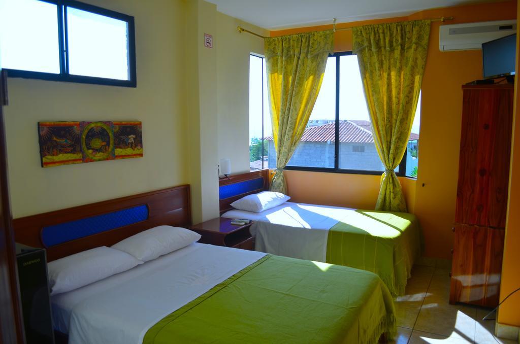 Dolphin House Hotell Puerto Baquerizo Moreno Eksteriør bilde